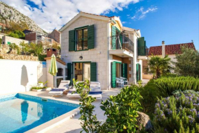 Delightful Split Villa 2 Bedrooms Villa Makarska Petite Private Pool and Sauna Makarska